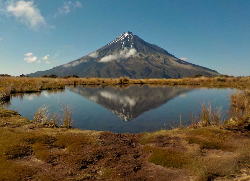 Mount Taranaki Pouakai view 